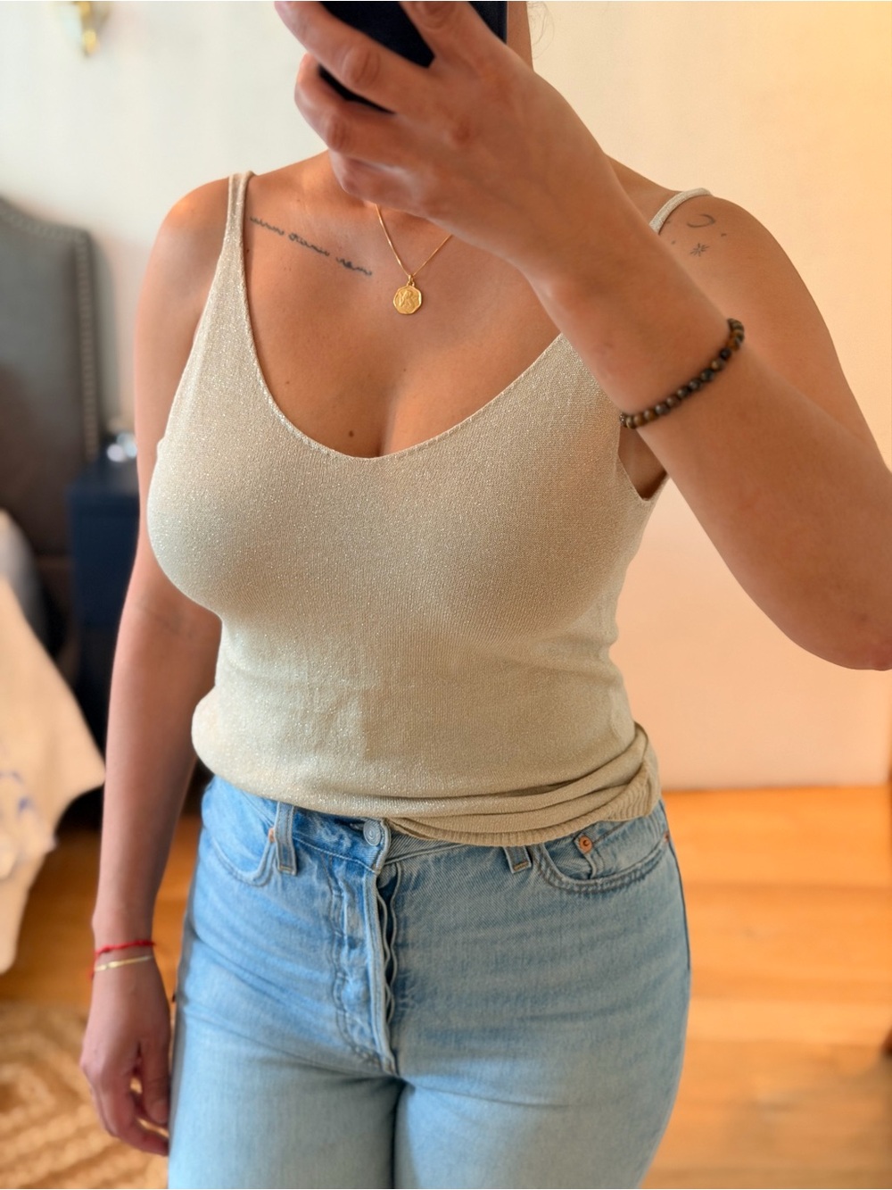 Sleeveless V-Neck Knit Tank Top - Cream